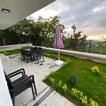 Deniz , Kiraz فيلة