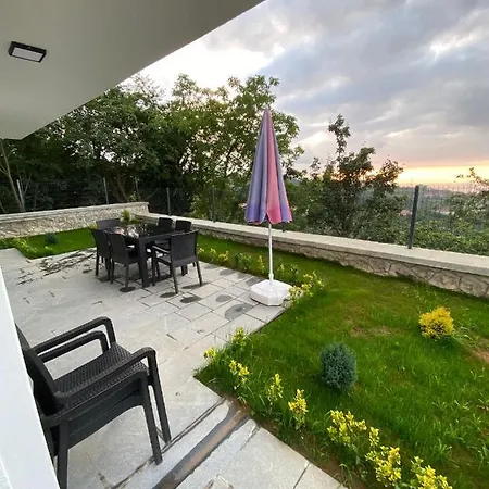 Deniz , Kiraz Villa